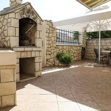 Adria Apartment Hvar Town