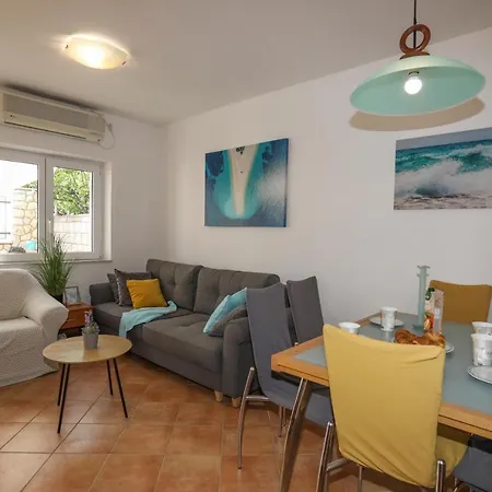 Apartment Adria