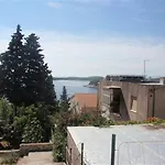 דירה Adria חוואר